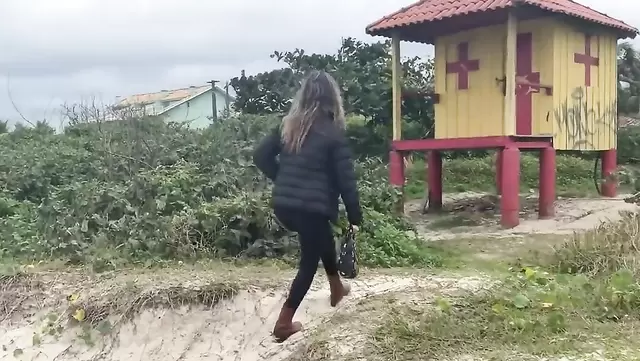 Brazilians filmed their amateur sex in nature on two cameras
